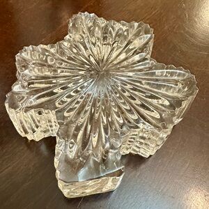 Vintage Galway Irish Crystal Clover Shamrock Paperweight – 3.25"